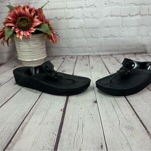 fitflop lunetta Black thong Sandals with beaded Accent wedge flip flop sz 8